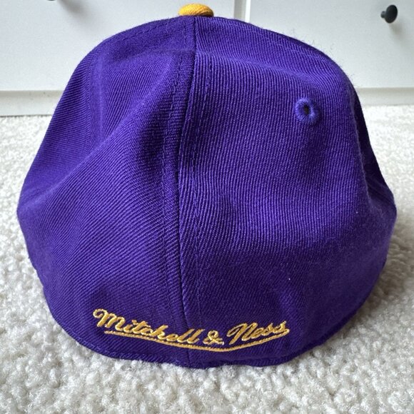 LA Kings Vintage Mitchell & Ness Purple Yellow Crown Hat 7 5/8 NHL Nostalgia - Picture 4 of 8